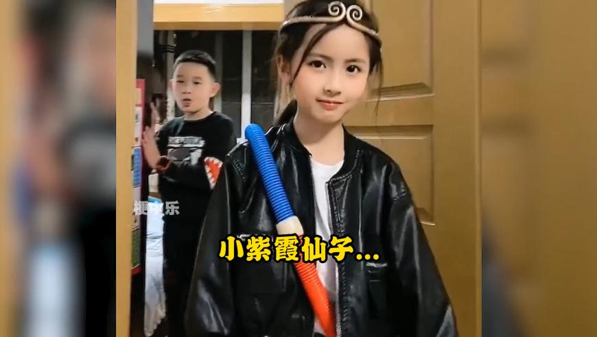 地铁口装17根杆 市民穿行如练功,香港资料最准的,最新核心解答落实_完整版V9.47