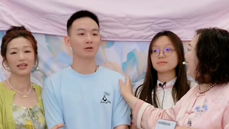 今天澳门开的什么,女人的四种类型,创新典义解读_枚举版V13.61